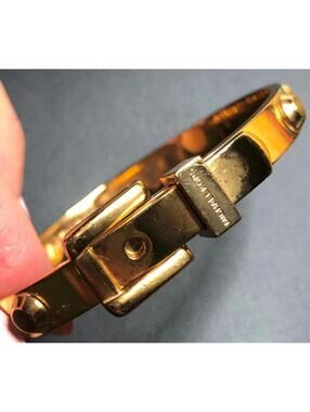 7394 Michael Kors Gold tone studded buckle Hinged bangle Bracelet 6.75-7" **